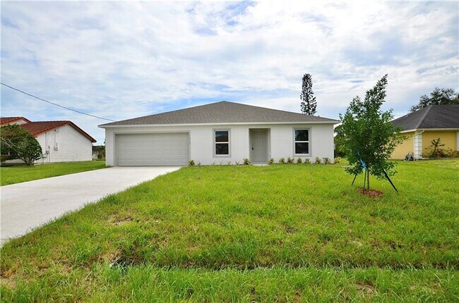 Foto del edificio - 1426 SW Merchant Ln