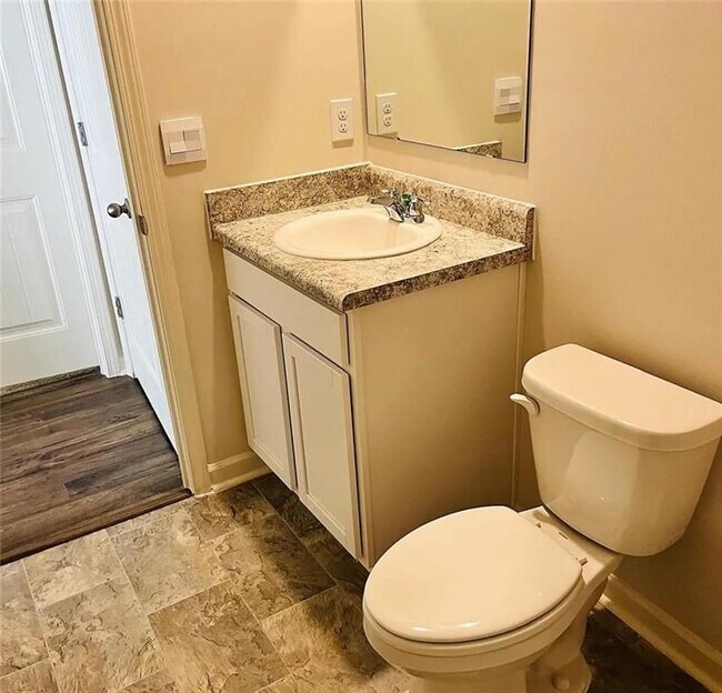 Foto del edificio - 124 Grand Hickory Wy