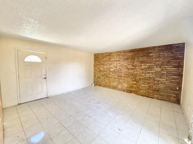 Foto del edificio - 2806 W 14th Street