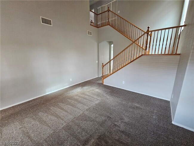 Building Photo - 10302 Bobcat Bluffs St