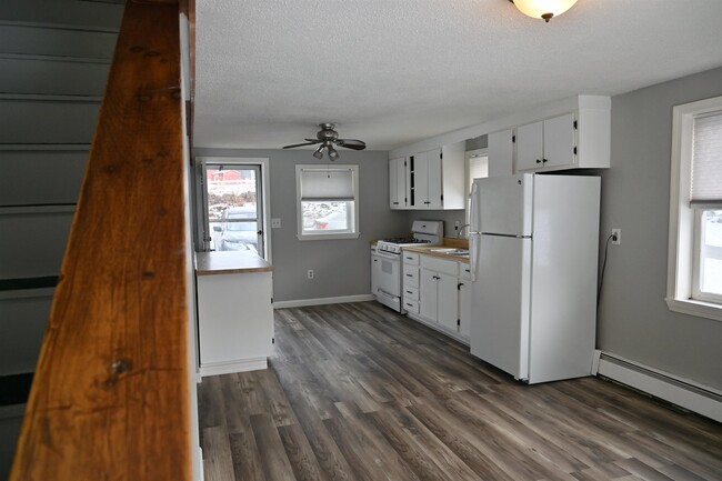 Foto del edificio - 225 Shannon Rd
