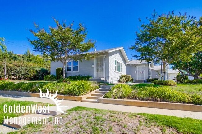 Building Photo - Cozy 1Bdm 1Ba Cottage Close to the Heart o...