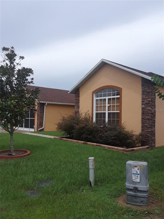 Foto del edificio - 4540 Ficus Tree Rd