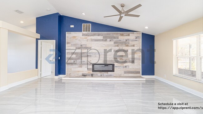 Foto del edificio - 714 SW Sardinia Ave