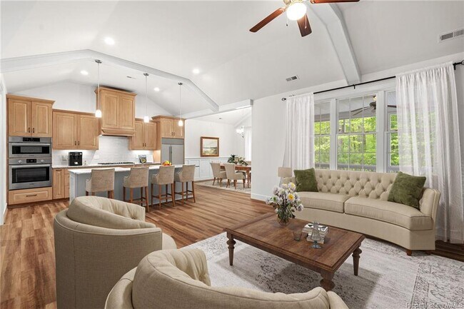 Building Photo - 120 Tequesta Trl