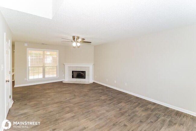 Foto del edificio - 3809 Sundale Way W, Memphis, TN 38135