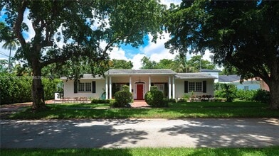 Building Photo - 1535 Baracoa Ave