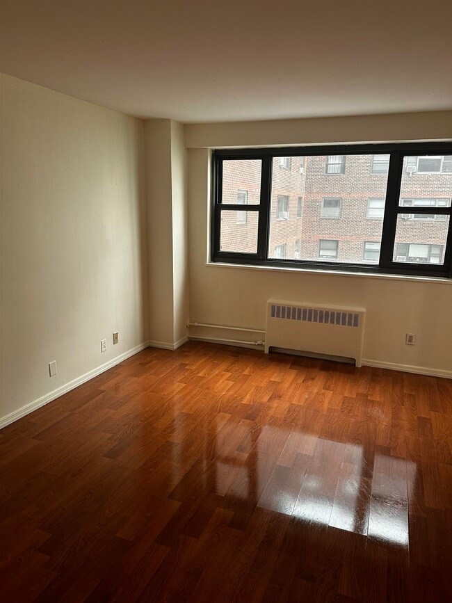 Building Photo - 6515 JFK Blvd E