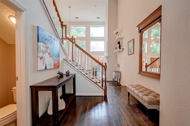 Foto del edificio - 1547 Cortlandt St