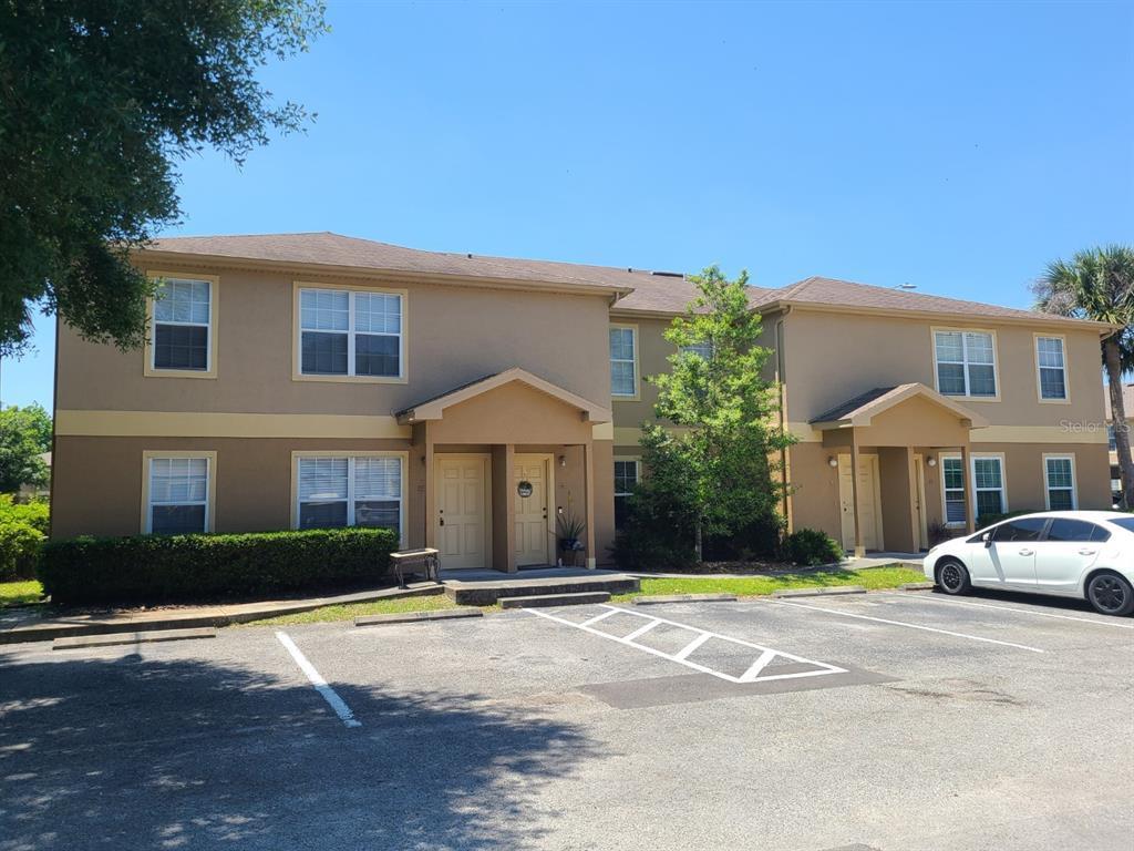 36320 Stonewood Ln Unit 101, Zephyrhills, FL 33541 Condo for Rent in