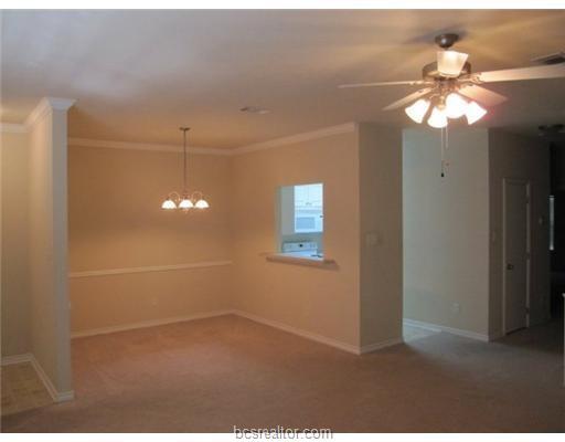 Foto del edificio - 1702 Deacon Dr