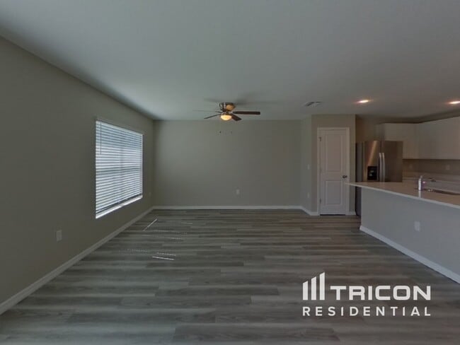 Building Photo - 3057 Pink Gerbera Sq