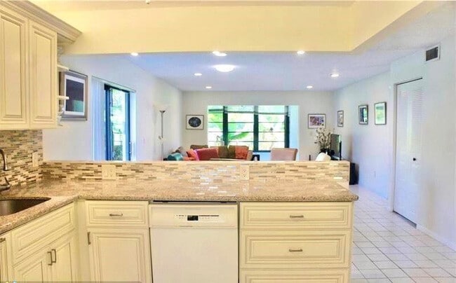 Foto del edificio - 8535 Casa Del Lago