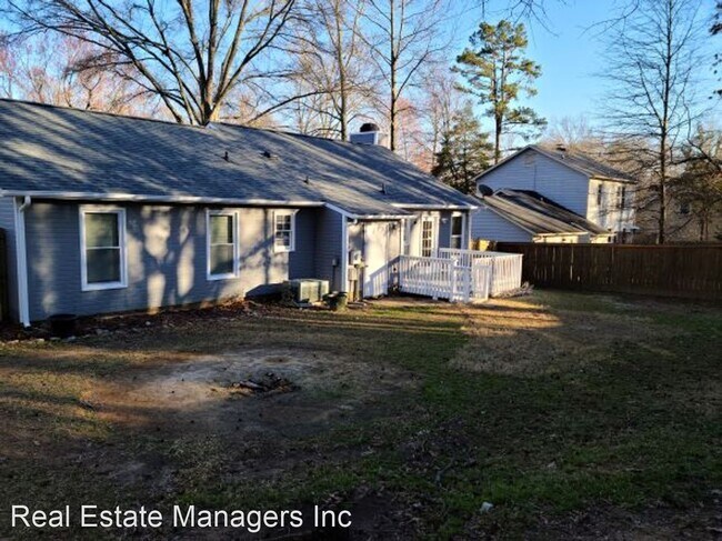 Foto del edificio - 3 br, 2 bath House - 6613 Farrington Ln