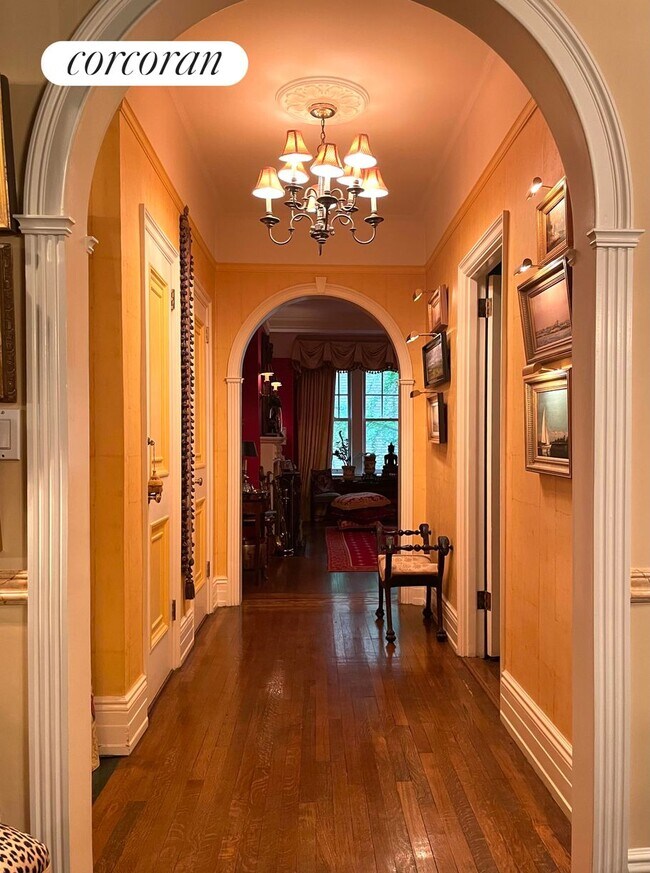 Foto del edificio - 442 E 57th St