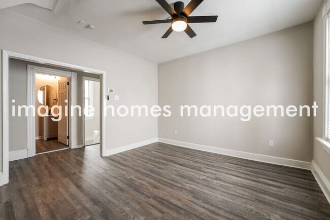 Building Photo - 520 Ivy Street