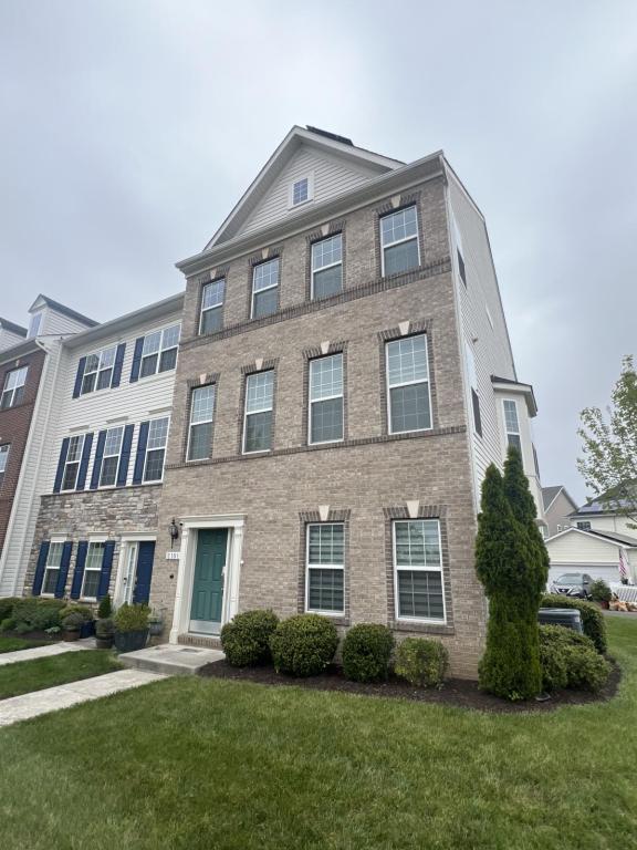 2101 St Josephs Dr, Bowie, MD 20721 Townhome Rentals in Bowie MD