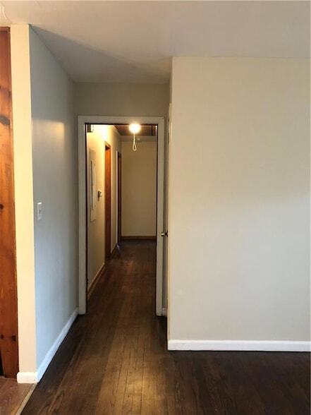 Foto del edificio - 1048 Mantissa St NW