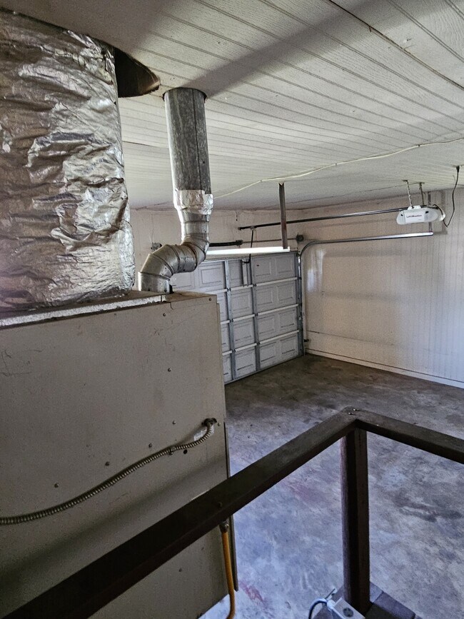 Building Photo - 2523 south 56