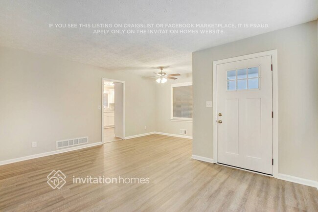 Foto del edificio - 637 Carlouetta Rd