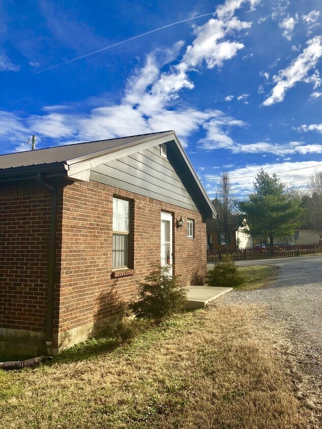 1201 Sylvia Dr, Nashville, TN 37115 House Rental in Nashville, TN