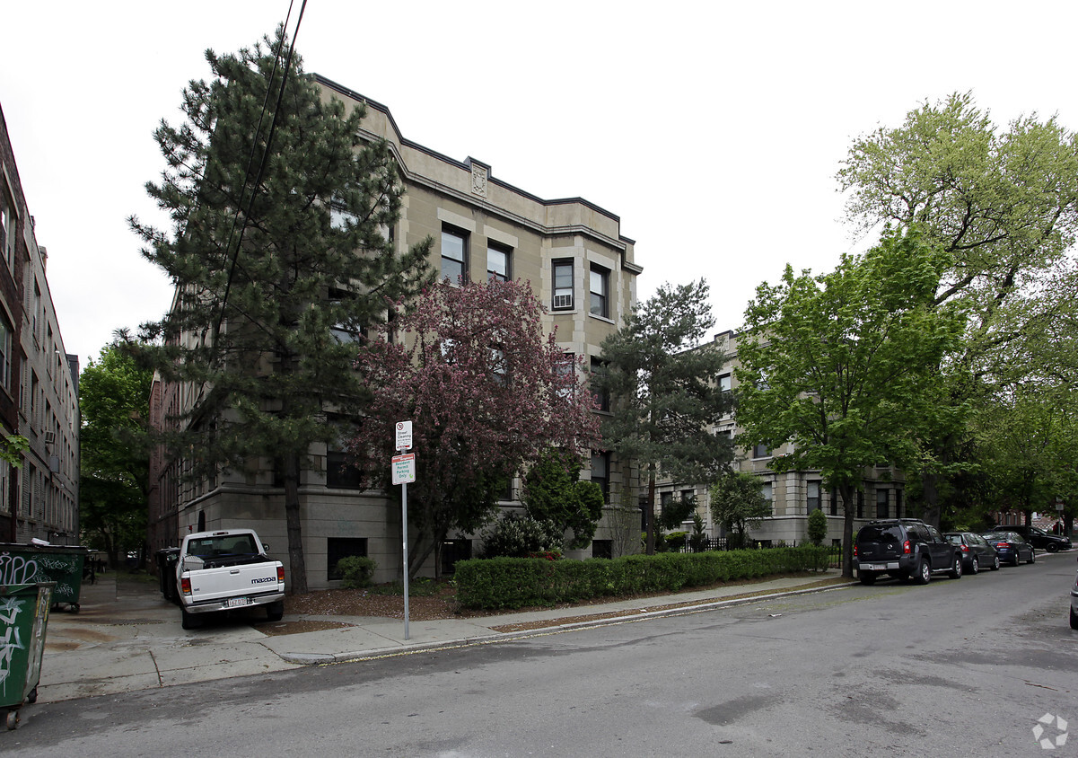 Foto del edificio - Gardner Court Apartments