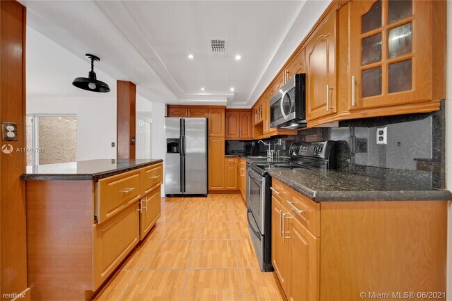 Building Photo - 14203 SW 66th St