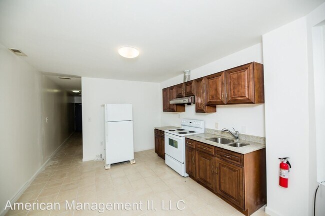 Foto del edificio - 2516 N Charles St