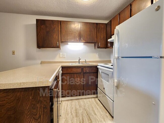 Foto del edificio - 5704 SW Beaverton Hillsdale Hwy