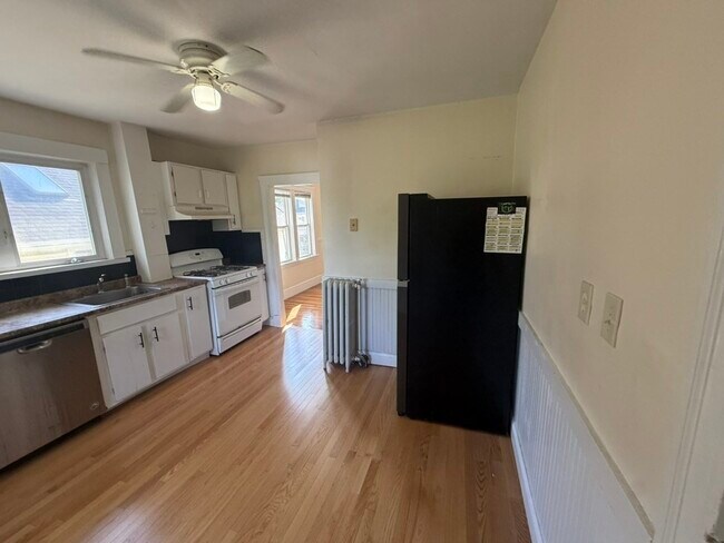 Building Photo - 89 Edenfield Ave