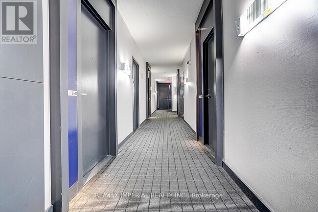 Photo du bâtiment - 832 Bay St.