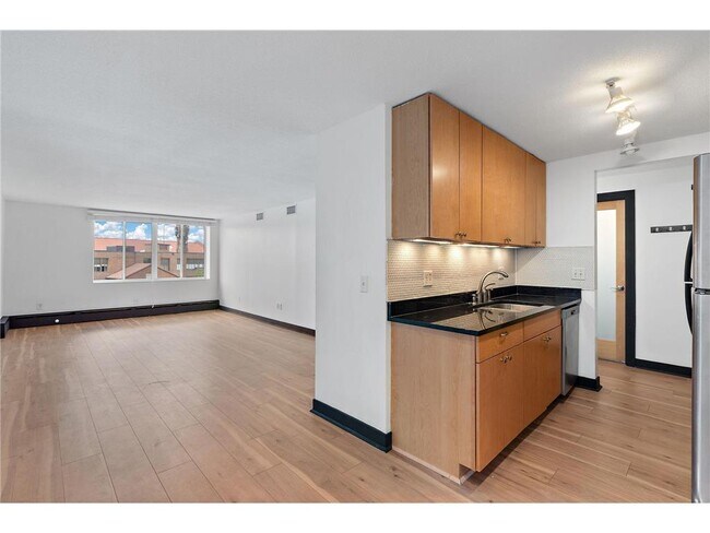 Foto del edificio - 2800 W 44th St