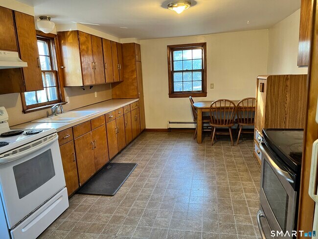 Foto del edificio - 40 Lanesville Rd