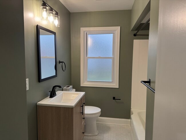 Foto del edificio - 18702 Arrowhead Ave