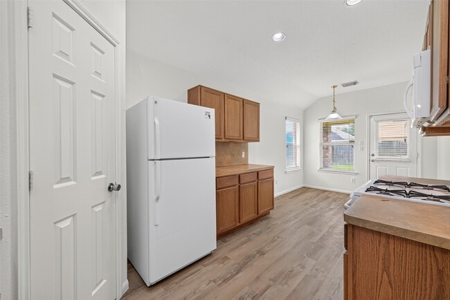 Building Photo - 7218 Fox Hall Ln