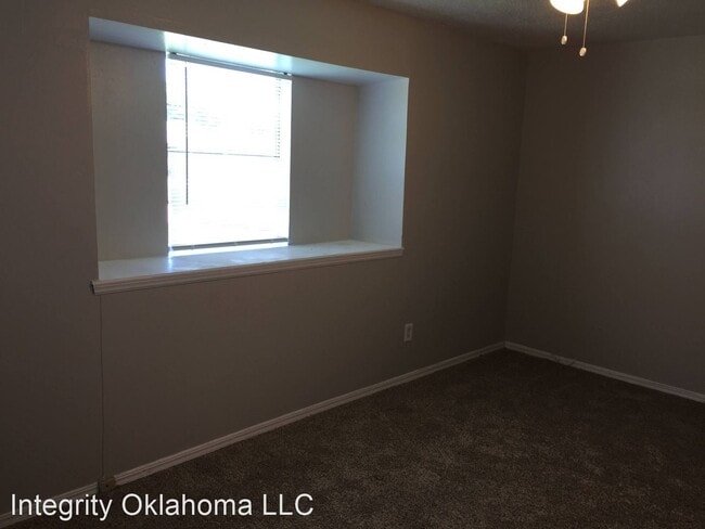 Building Photo - 3 br, 1 bath House - 213 NW 80th Street