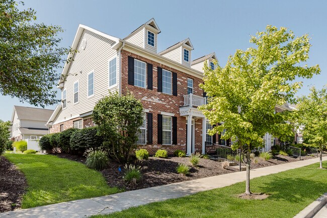 Foto del edificio - Beautiful brick townhome in Fishers’ Hannover