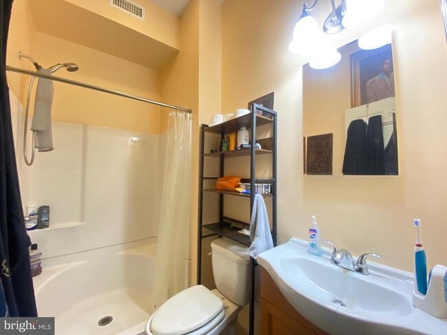 Foto del edificio - 1214 N 5th St