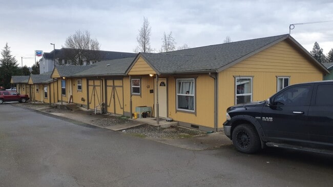 Building Photo - 1461 Gleason Ave
