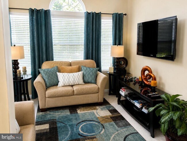 Foto del edificio - 7506 Burdette Way