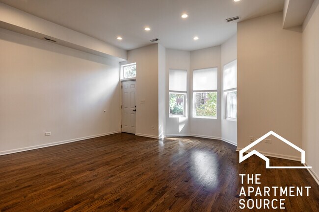 Foto del edificio - 2112 N Campbell Ave