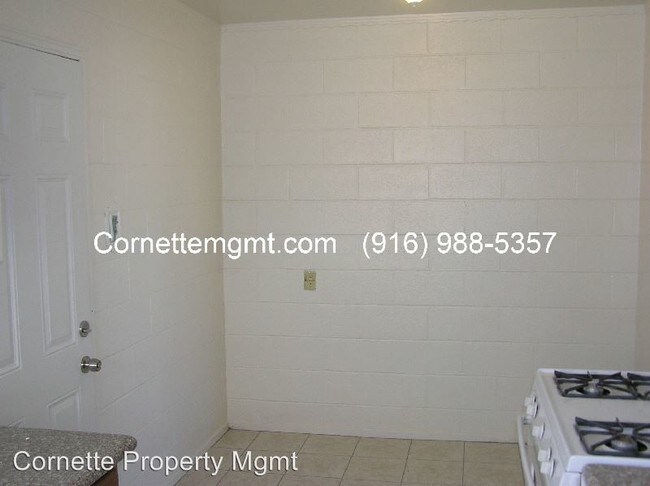 Building Photo - 2501 Fruitridge Rd