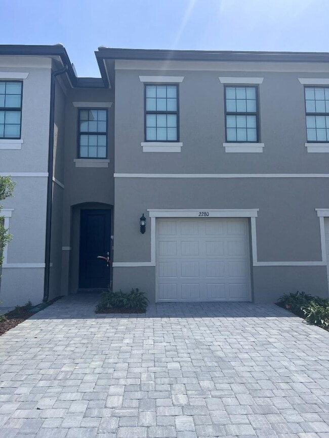 Photo - 2280 Appleton Cir S Townhome
