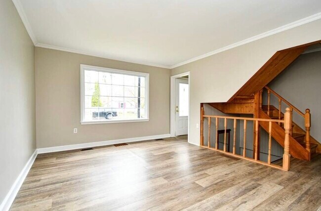 Photo du bâtiment - 310 Mason Ave