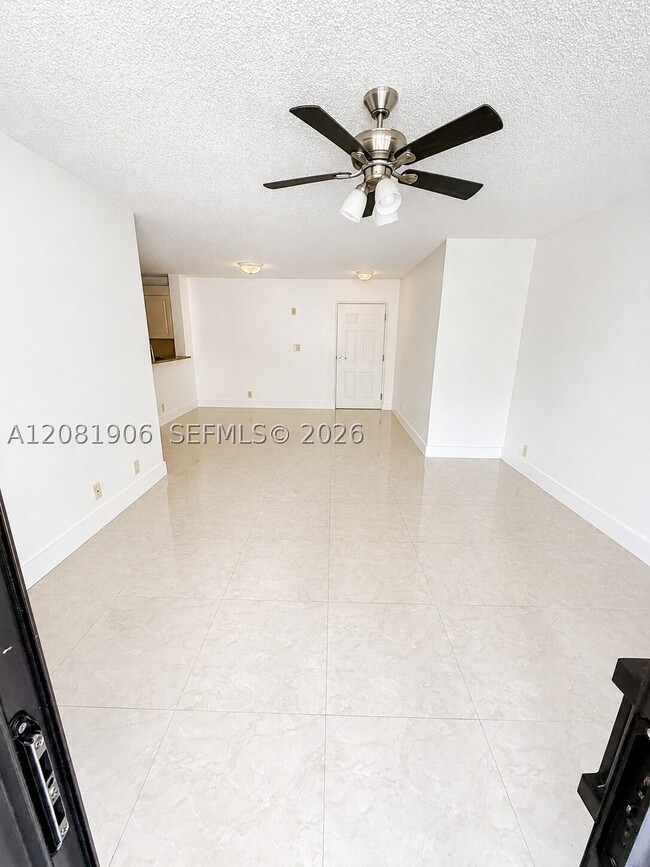 Building Photo - 10131 W Sunrise Blvd
