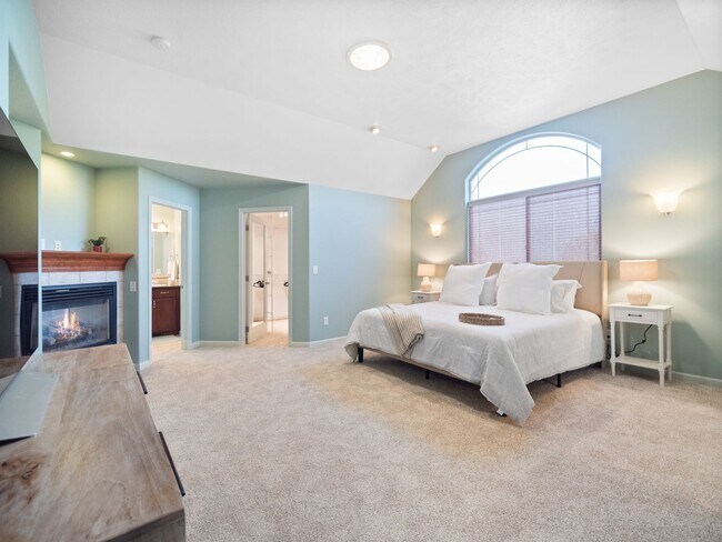 Foto del edificio - Dream Home At Shelley Lake