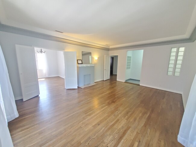 Building Photo - 440 N Spaulding Ave