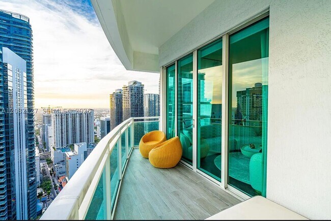 Building Photo - 951 Brickell Ave