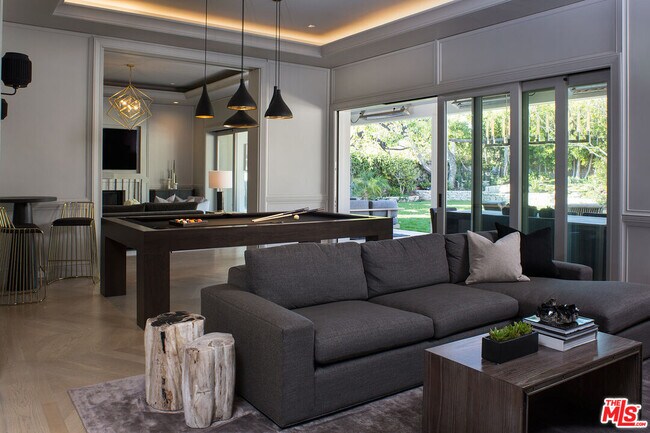 Foto del edificio - 14939 La Cumbre Dr