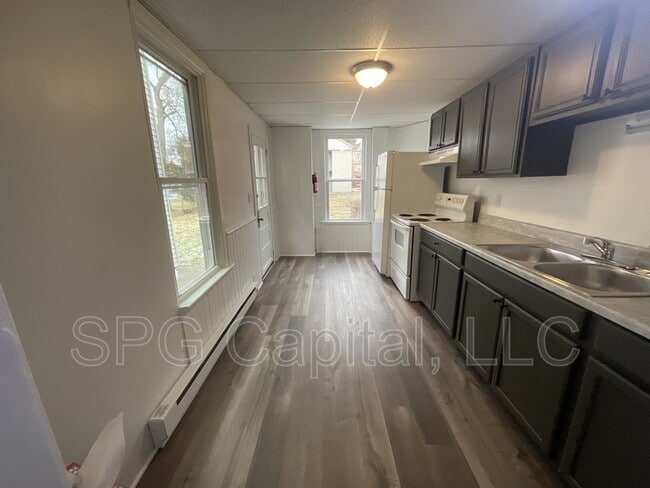 Foto del edificio - 103 Witherspoon Ave